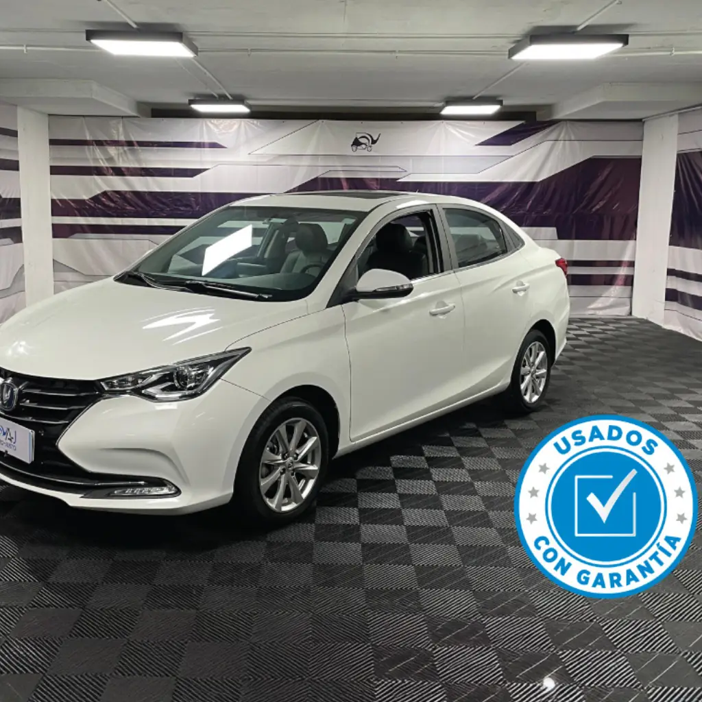 ilustrando la confianza y seguridad al vender automovil usado a través de un proceso profesional.